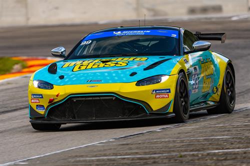 De Quesada Joins Stoner Car Care Racing Team at Road America