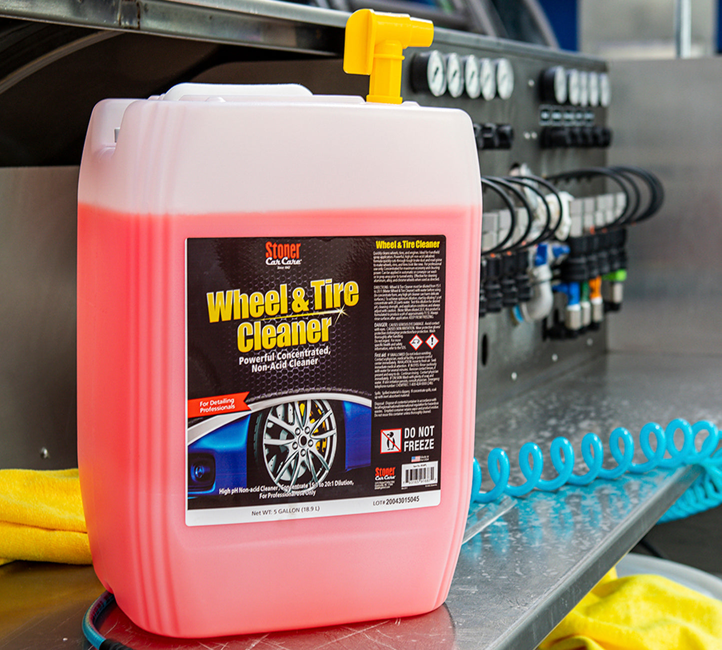 Stoner Wheel & Tire Cleaner B548 5 Gallon Pail